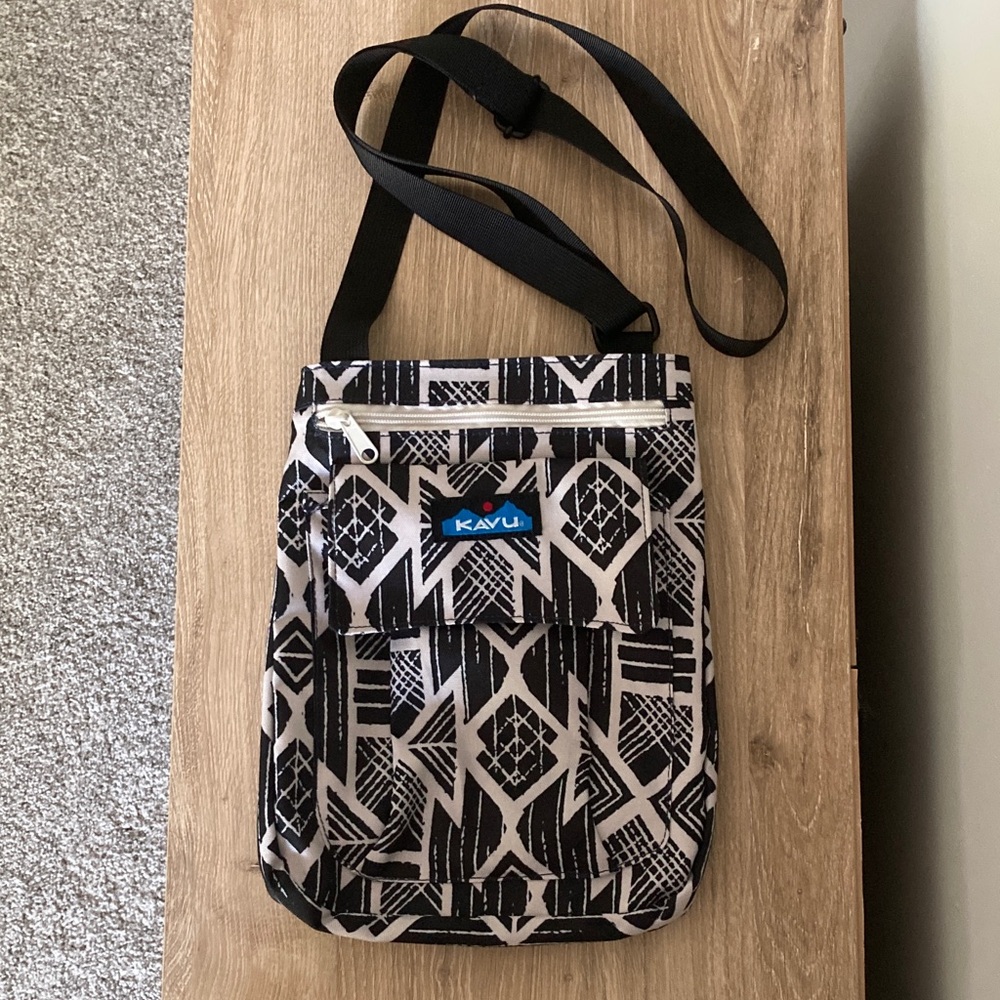 KAVU Keepers Black and Gray festival Bag